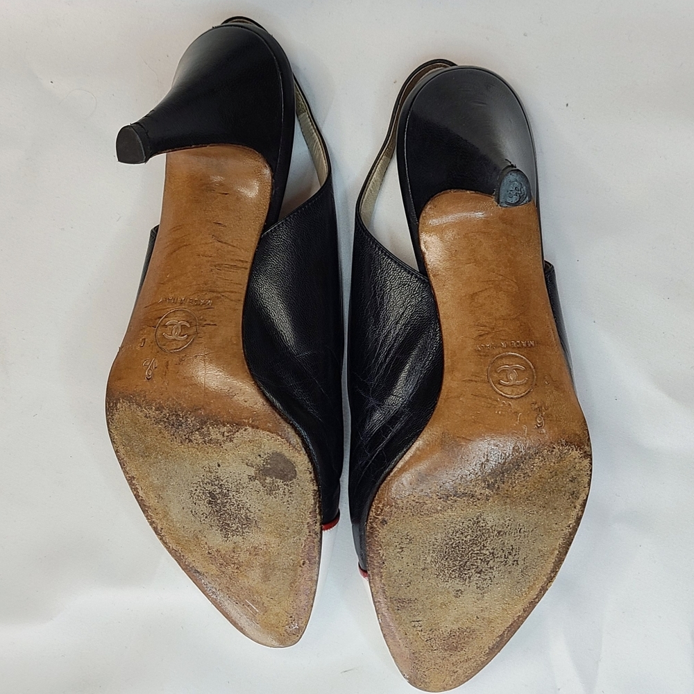 Authentic Chanel Vintage Spectators Size 6.5 - Picture 4 of 10